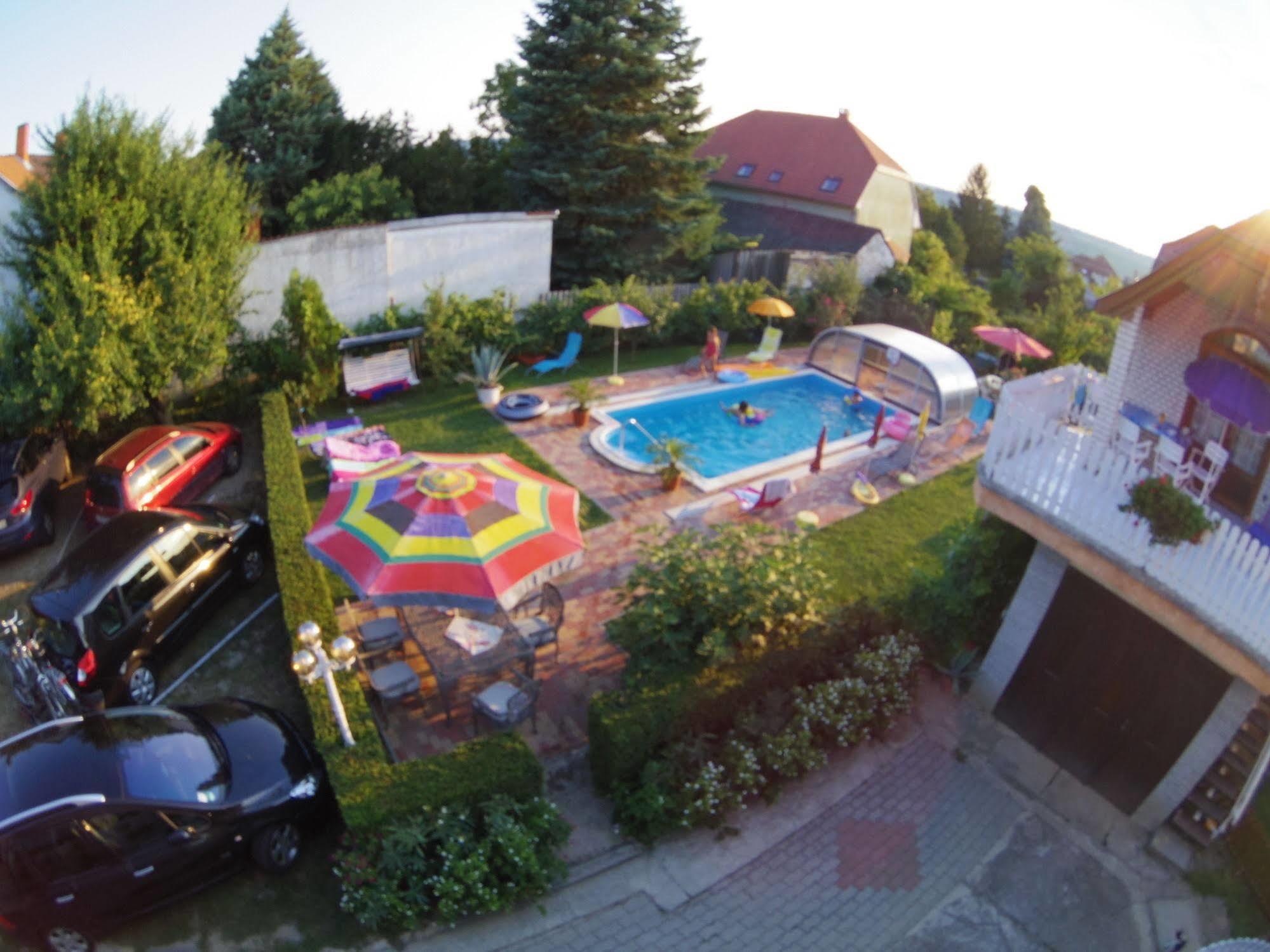 Joker Villa Apartmanhaus Hévíz Esterno foto