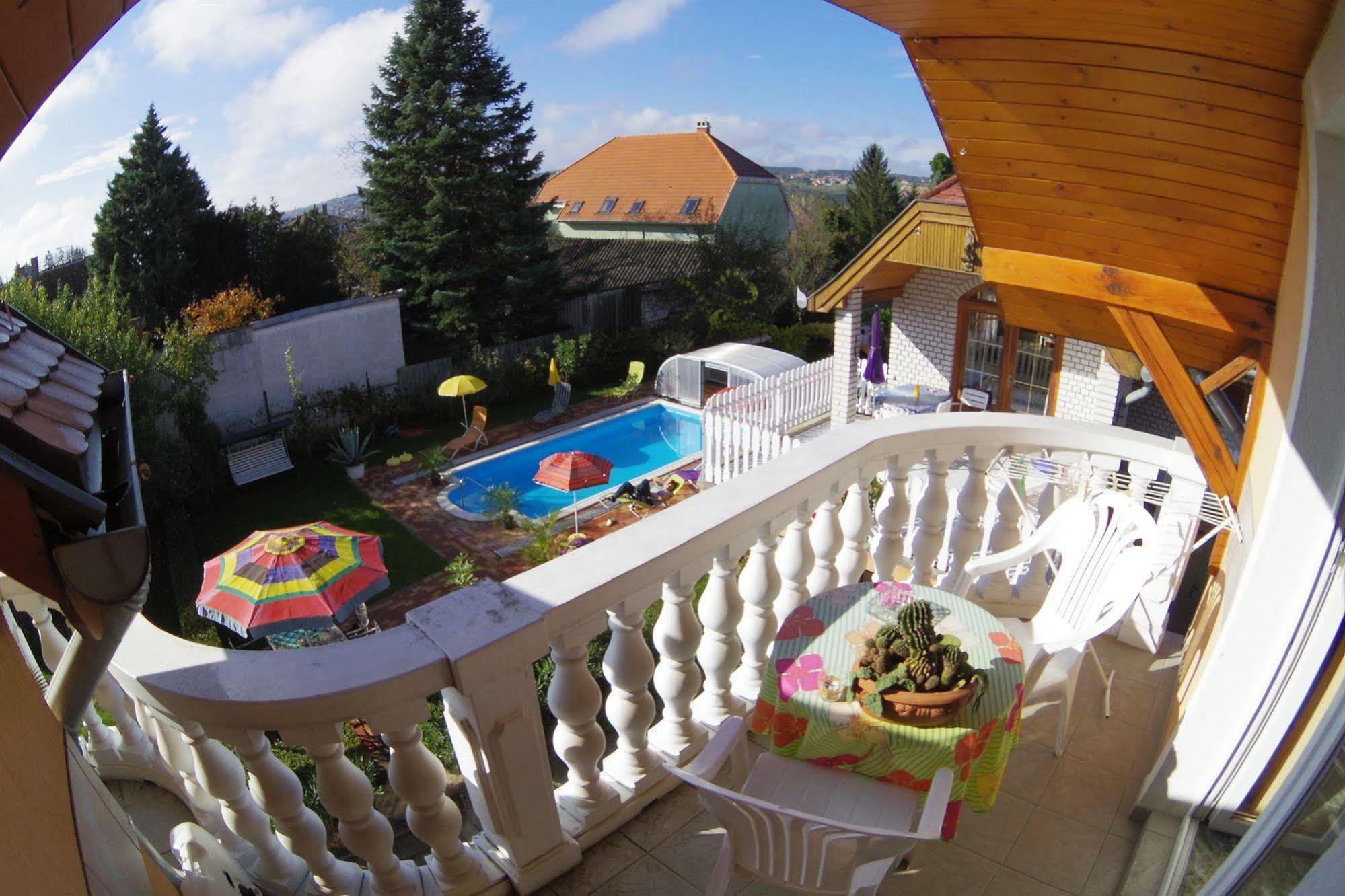 Joker Villa Apartmanhaus Hévíz Esterno foto
